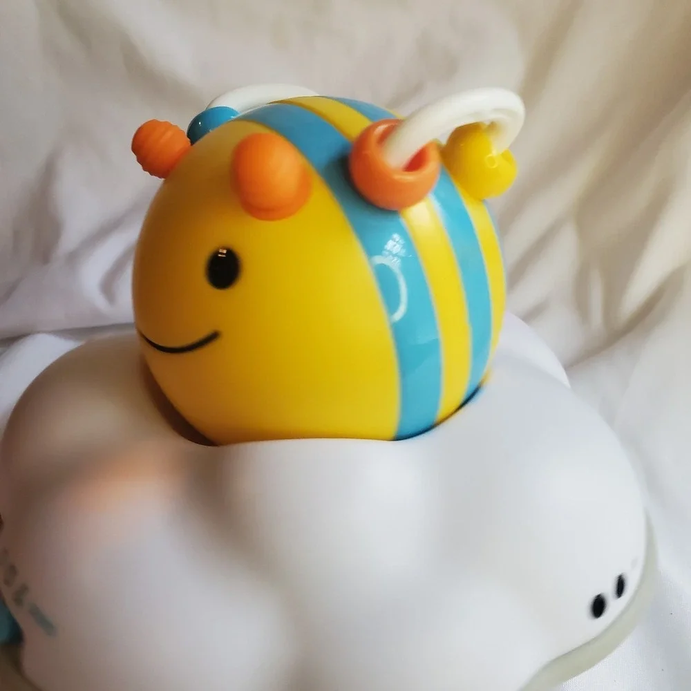 JUST BEE Skip Hop Explore Follow-me Bee 3-Stage Developmental Learning Crawl Toy
